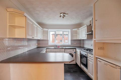 1 bedroom flat for sale, Franklyns, Aveley, RM15