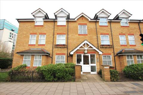 1 bedroom flat to rent, Genotin Road, Enfield, Middlesex, EN1