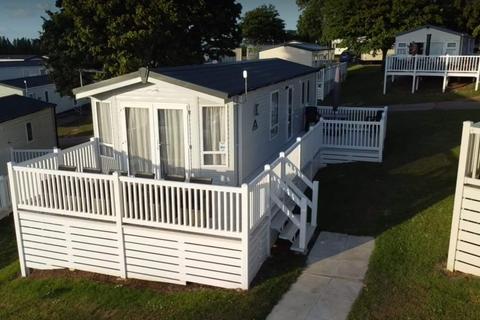 2 bedroom static caravan for sale, Week Lane, Dawlish EX7