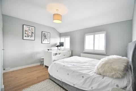 32 Boughton Avenue, Bromley, BR2 7PL