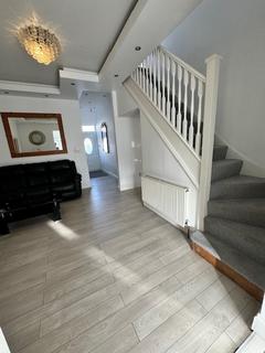 12 Adelaide Gardens, Romford, RM6 6SS