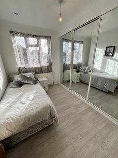 12 Adelaide Gardens, Romford, RM6 6SS