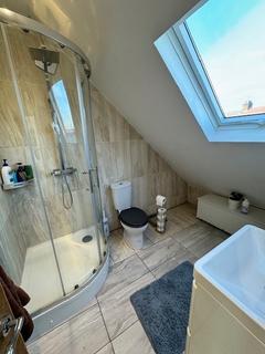 12 Adelaide Gardens, Romford, RM6 6SS