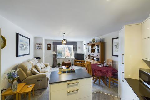 2 bedroom flat for sale, Boultham Park Road, Lincoln LN6