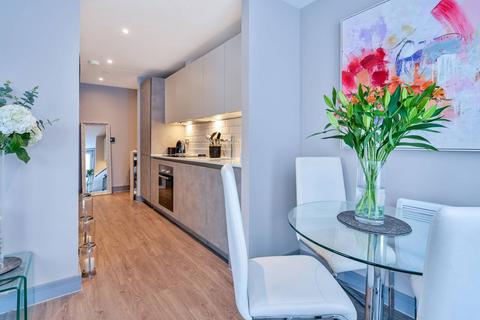 1 bedroom flat for sale - Park Terrace, Worcester Park, KT4