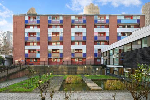 Golden Lane Estate, EC1Y