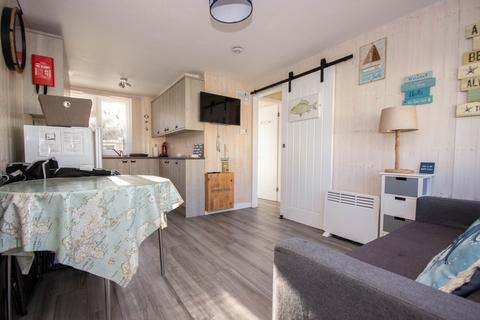 2 bedroom chalet for sale, Sandown Bay Holiday, Sandown, isle of wight