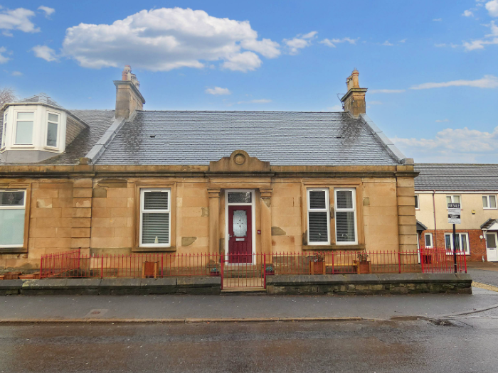 Byres Road, Kilwinning KA13 2 bed semidetached bungalow for sale £