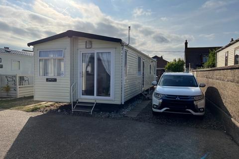 2 bedroom static caravan for sale, Suffolk Sands Caravan Park, Carr Road, Felixstowe IP11