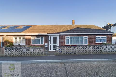 2a Lynors Avenue, Rochester, ME2 3NQ