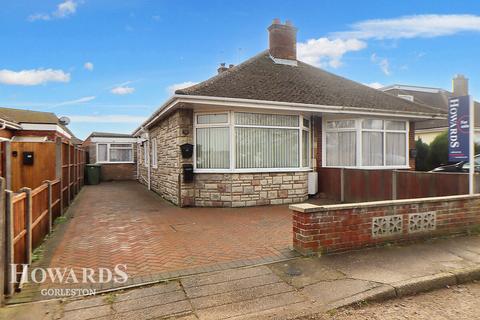 2 bedroom semi-detached bungalow for sale, Beccles Road, Bradwell