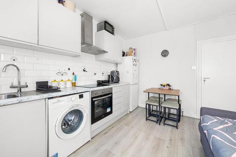 2 bedroom apartment for sale, Revelon Road, Brockley, London, SE4