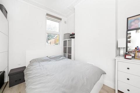 2 bedroom apartment for sale, Revelon Road, Brockley, London, SE4