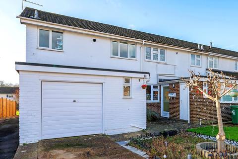 3 bedroom semi-detached house for sale, Jubilee Way, Storrington, RH20