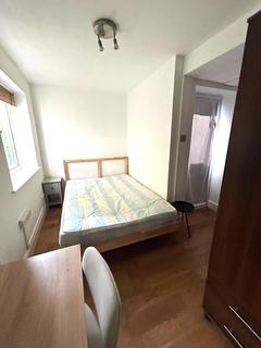 1 bedroom in a house share to rent, 137a Sumatra Road Room 3 London NW6 1PL