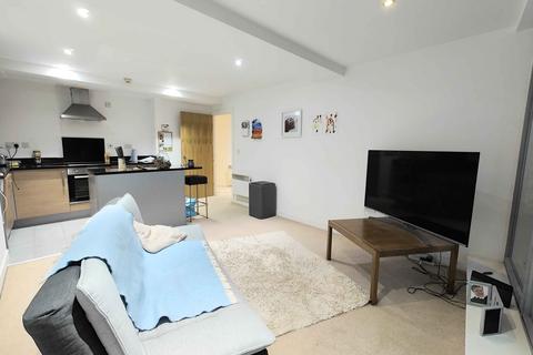 2 bedroom apartment for sale - Park Road, Elland HX5