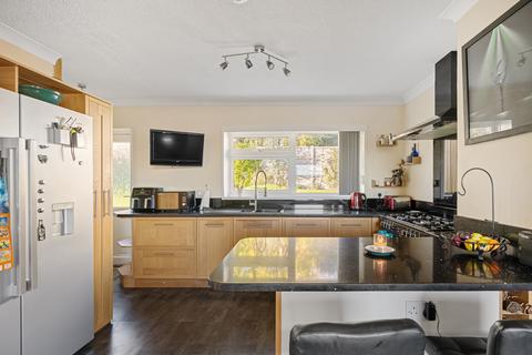 Cape Cottage Manor Field, Shorne, Gravesend, DA12 3DX