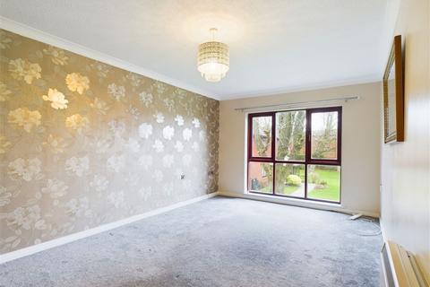 1 bedroom apartment for sale, The Fountains, Green Lane, Ormskirk