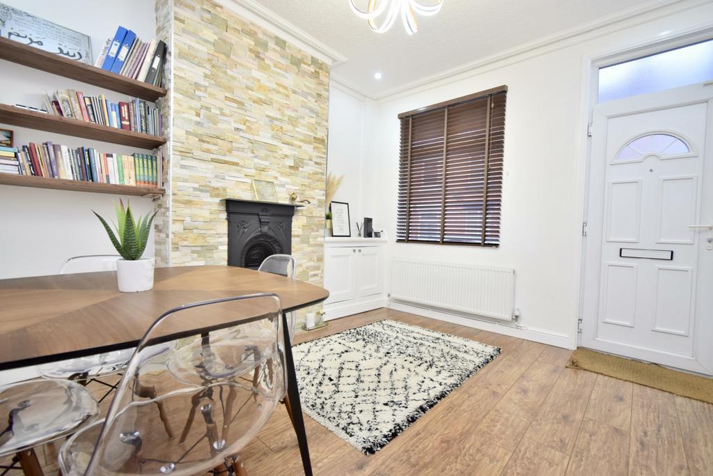 Herschell Street, Stoneygate, Leicester, LE2 3 bed terraced house for