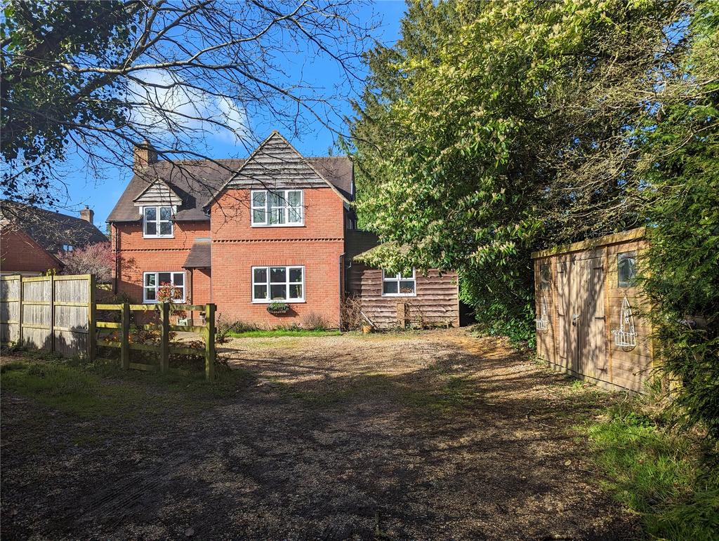 Vinneys Close, Brockenhurst... 3 bed detached house for sale £825,000