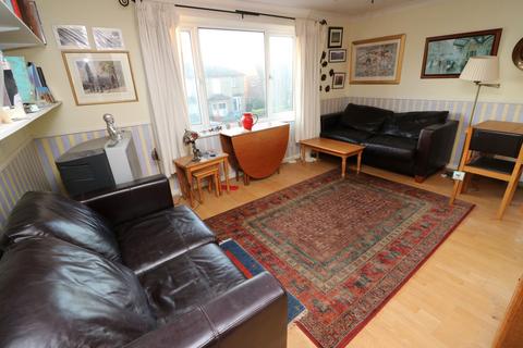 48c Gresham Road, Staines, TW18 2AN
