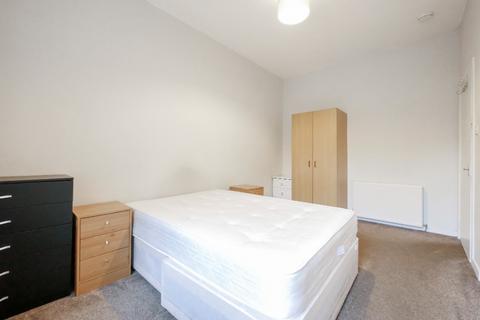 1 bedroom flat to rent, Arthurstone Terrace, Stobswell, Dundee, DD4