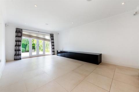 6 bedroom detached house to rent, Mill Hill NW7