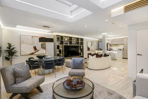 Mead Court, 52 South Molton Street, Mayfair, London