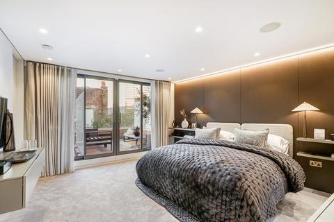 3 bedroom flat to rent, Mead Court, 52 South Molton Street, Mayfair, London