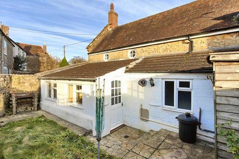 3 bedroom end of terrace house for sale, Bristol Road, Sherborne, Dorset, DT9