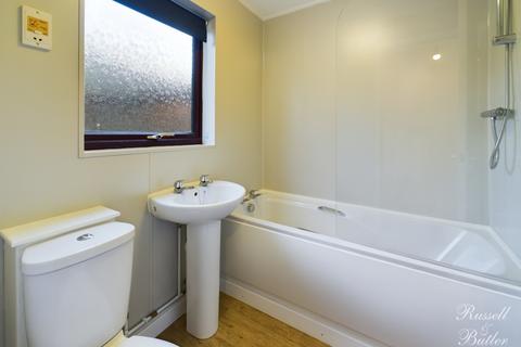4 Church View, Steeple Claydon, Buckingham, MK18 2QR