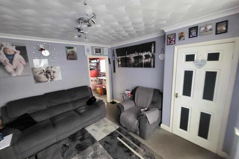 3 bedroom semi-detached house for sale, Burlington Road, Skegness, Lincolnshire, PE25 2EW