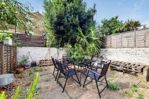 Flat B, 72 Tollington Road, London, N7 6PD