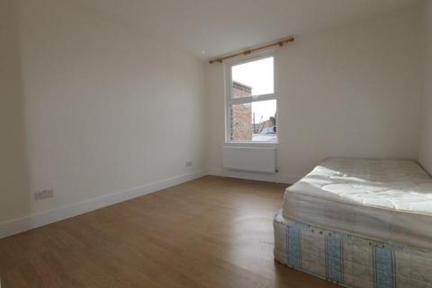 1 bedroom flat to rent, Lawrence Road, Tottenham, London, N15