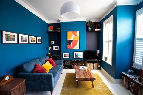 Flat 2, 79 Amesbury Avenue, London, SW2 3AE