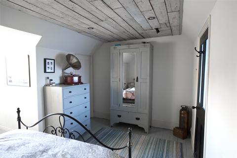 Flat 2, 79 Amesbury Avenue, London, SW2 3AE