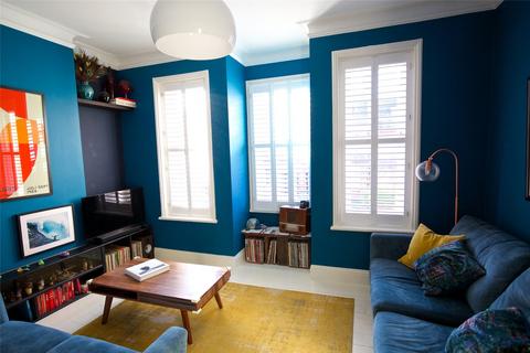 Flat 2, 79 Amesbury Avenue, London, SW2 3AE