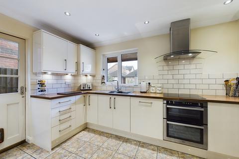 5 bedroom detached house for sale, Blackthorn Close, Newton PR4