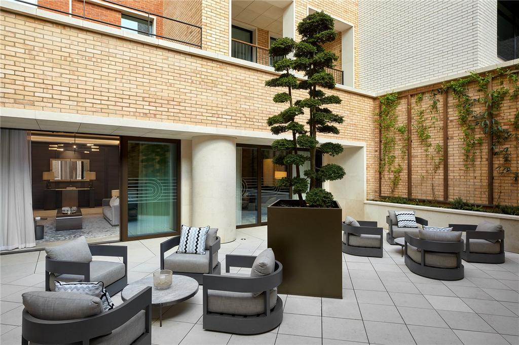 Residents' Lounge