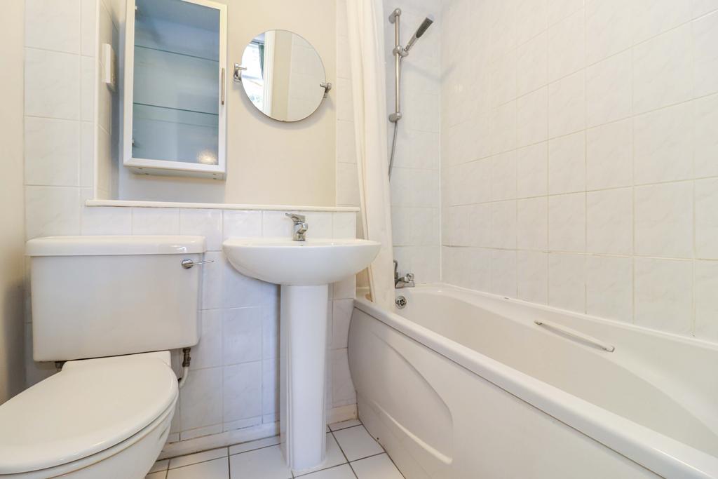 Ensuite bathroom