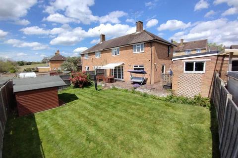 43 Lindlings, Hemel Hempstead, HP1 2HE