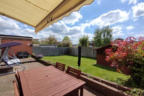 43 Lindlings, Hemel Hempstead, HP1 2HE