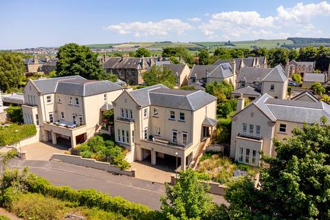 5 bedroom detached house for sale, 2 Wedderburn Court, Inveresk, East Lothian EH21 7TU