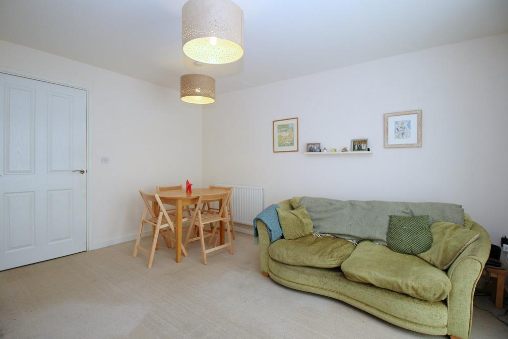 Leeds Road, Shipley, West Yorkshire... 2 bed terraced house for sale