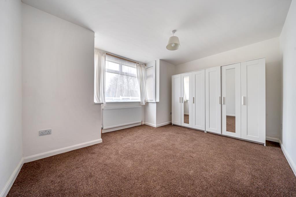 Adderbury, Oxfordshire, OX17 2 bed detached bungalow to rent £1,200 pcm (£277 pw)