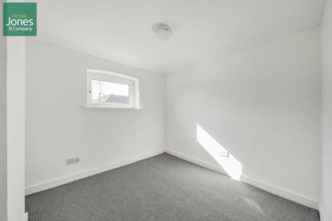 3 bedroom terraced house to rent, Arundel Road, Littlehampton, West Sussex, BN17