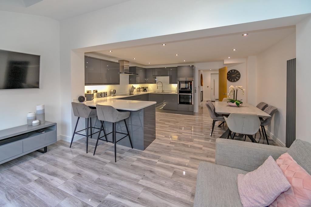 Kitchen/Dining/Family Room