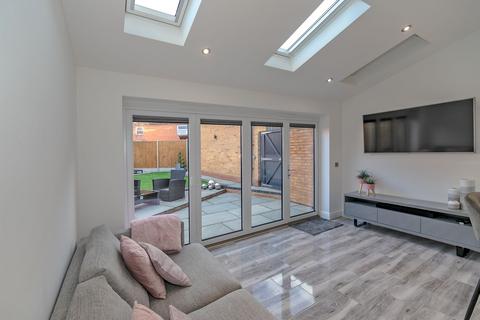 13 Bridgemere Close, Westcroft, Milton Keynes, MK4 4GL