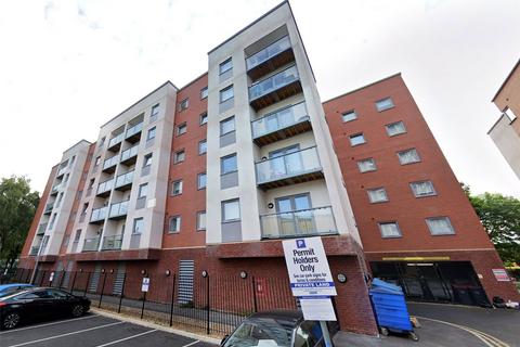 2 bedroom flat to rent, Spinner House, 1A Elmira Way, Salford, M5