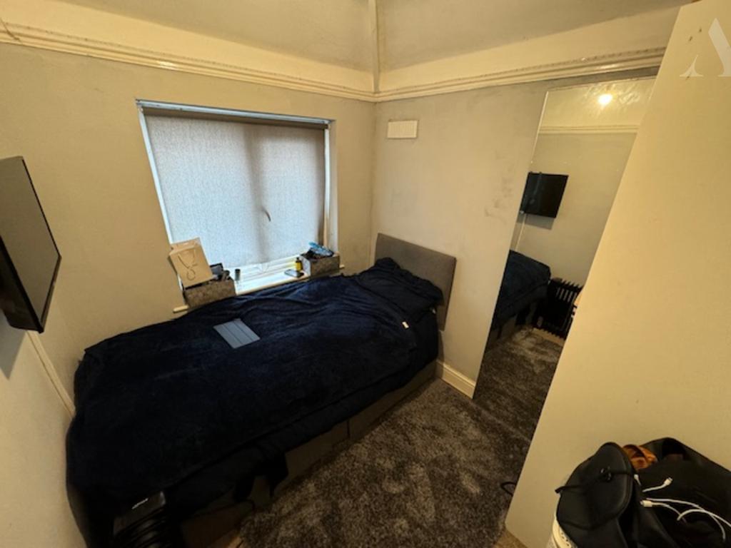 129 Barrows Lane bedroom 3